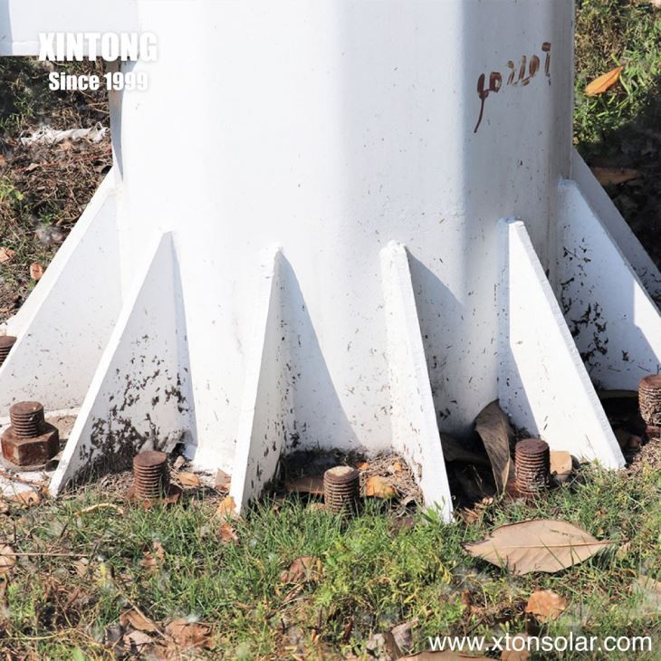 12FT High Mast Solar Galvanized Light Poles For Lighting