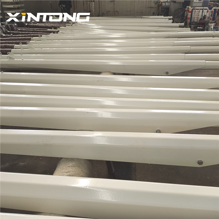 Folding Light Poles Are Easy To Transport